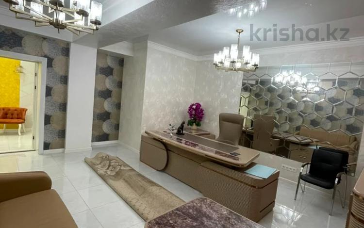 2-комнатная квартира · 72 м² · 1/9 этаж, мкр. Нурсат 172Б за 35.5 млн ₸ в Шымкенте — фото 17