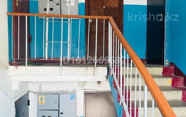 1-бөлмелі пәтер · 30 м² · 5/5 қабат, мкр 8 89, бағасы: 9 млн ₸ в Актобе — фото 2