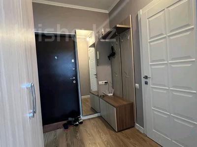 2-комнатная квартира · 50 м² · 3/9 этаж, мкр Аксай-1, Мкр Аксай-1а 25 — Райымбека момышулы за 15 000 ₸ в Алматы, Ауэзовский р-н