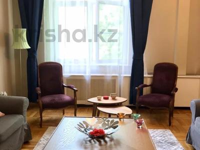 4-бөлмелі пәтер · 154 м² · 3/3 қабат, Назарбаева 119, бағасы: 800 000 ₸ в Алматы, Медеуский р-н