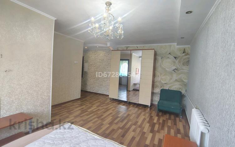 1-комнатная квартира · 33 м² · 3/4 этаж, Титова 126 — Волгоградская за 130 000 ₸ в Семее — фото 8