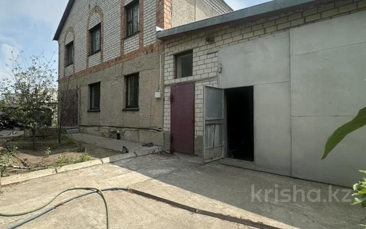 Отдельный дом · 7 комнат · 260 м² · 16 сот., Проезд В — Радиозавод за 90 млн ₸ в Павлодаре — фото 2