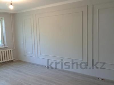 2-комнатная квартира, 45 м², 3/5 этаж, Акбулак — Рыскулова за 11.5 млн 〒 в Таразе