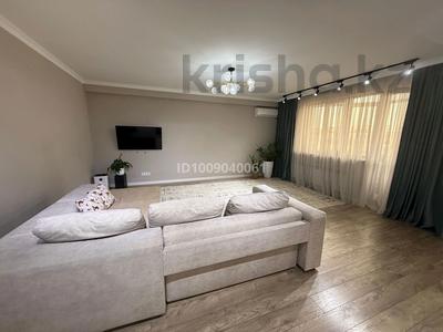 4-бөлмелі пәтер · 125 м² · 5/5 қабат, мкр Думан-2 25, бағасы: 80 млн 〒 в Алматы, Медеуский р-н