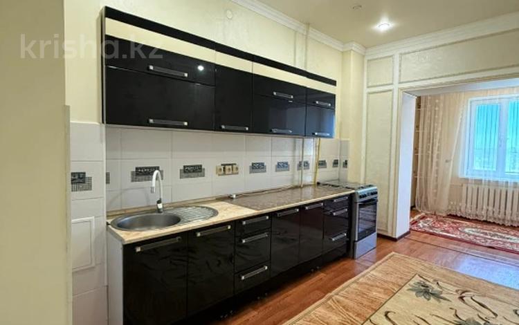 1-комнатная квартира · 60 м² · 4/6 этаж, мкр 12, Богенбай батыра за 20 млн ₸ в Актобе — фото 6