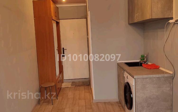 1-бөлмелі пәтер · 14 м² · 3/5 қабат, Хамида чурина 119 — Алмазова, бағасы: 4.8 млн ₸ в Уральске, мкр Школьник — фото 2