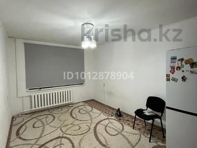 2-бөлмелі пәтер · 48.8 м² · 1/5 қабат, жданова 46, бағасы: 15 млн ₸ в Уральске