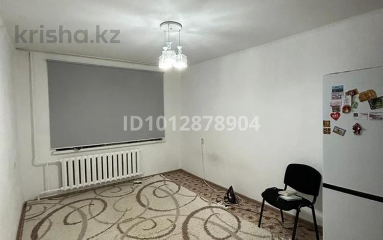 2-бөлмелі пәтер · 48.8 м² · 1/5 қабат, жданова 46, бағасы: 15 млн ₸ в Уральске — фото 2