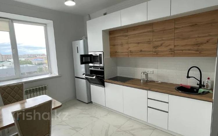 1-комнатная квартира · 43.2 м² · 7/11 этаж, мкр 8, Алии Молдагуловой за 250 000 ₸ в Актобе — фото 2