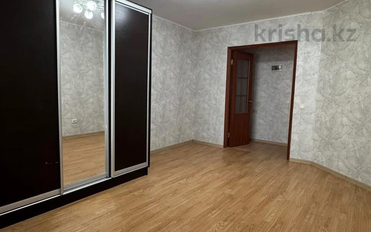 1-комнатная квартира · 35 м² · 12/15 этаж, Тлендиева 46 за 180 000 ₸ в Астане, Сарыарка р-н — фото 3
