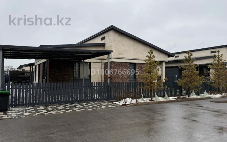 Отдельный дом · 4 комнаты · 176 м² · 6 сот., Алатауская трасса 33 за 125 млн ₸ в Бельбулаке (Мичурино) — фото 22