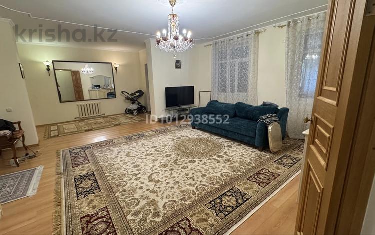 Часть дома · 4 комнаты · 176 м² · 9 сот., мкр Центральный, Кигаш 1 2 — Напротив С.Датова 15 за 65 млн ₸ в Атырау — фото 4