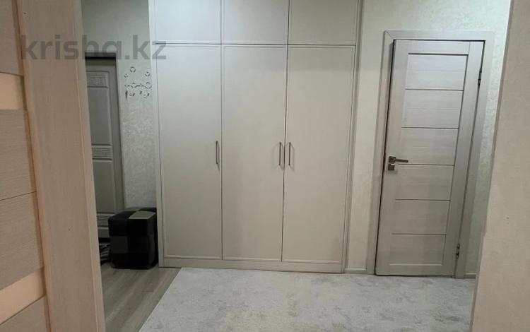 3-комнатная квартира · 80 м² · 6/9 этаж, мкр Нурсат 2, Аргынбекова за 43 млн ₸ в Шымкенте, Каратауский р-н — фото 15