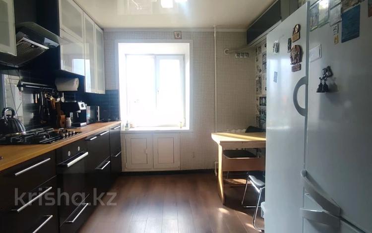 3-комнатная квартира · 74.5 м² · 4/5 этаж, Темиртауская улица 21 за 22.5 млн ₸ в Уральске, мкр Школьник — фото 13