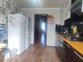 3-комнатная квартира · 74.5 м² · 4/5 этаж, Темиртауская улица 21 за 22.5 млн ₸ в Уральске, мкр Школьник — фото 3