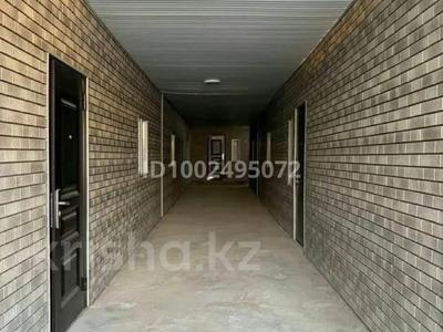 Аренда квартир в Алматы: 1-комнатная квартира · 15 м² · 1/1 этаж, Достык 110 — Рядом Алтын Орда базар, Апорт за 65 000 〒 1-комнатная квартира · 15 м² · 1/1 этаж, Достык 110 — Рядом Алтын Орда базар, Апорт за 65 000 〒 в Алматы, Наурызбайский р-н