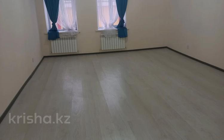 1-комнатная квартира · 40 м² · 5/5 этаж, Каратал — Аинаколь Кордаи за 140 000 ₸ в Астане, Алматы р-н — фото 11