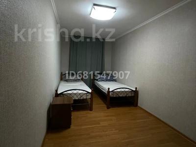 3-комнатная квартира, 76 м², 2/3 этаж помесячно, Огарева 2Д за 350 000 〒 в Алматы, Турксибский р-н