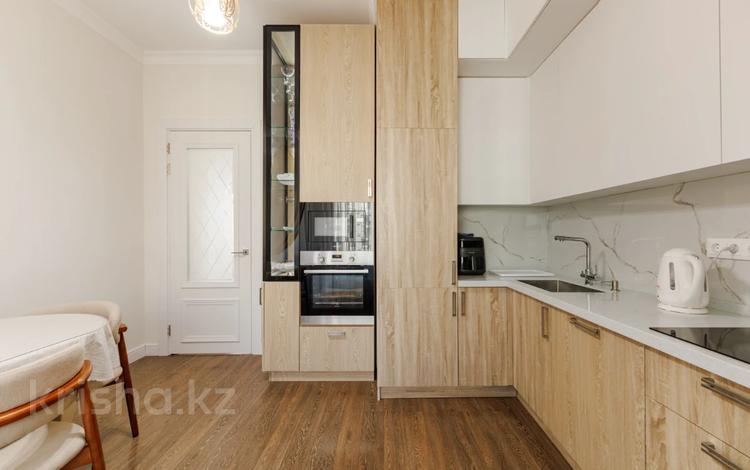 4-комнатная квартира · 140 м² · 7/9 этаж, Кайым Мухамедханов 11, 11/1, 11/2 за 125 млн ₸ в Астане, Нура р-н — фото 2