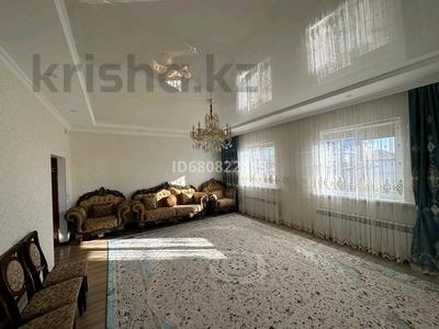 Отдельный дом · 5 комнат · 205.4 м² · 9 сот., мкр Балауса, улица 9 за 53 млн ₸ в Атырау