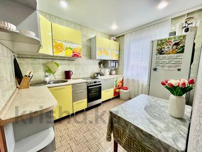 4-комнатная квартира · 87.3 м² · 8/9 этаж, 8-й мкр. за 25 млн ₸ в Темиртау
