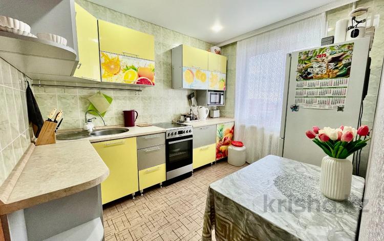 4-комнатная квартира · 87.3 м² · 8/9 этаж, 8-й мкр. за 25 млн ₸ в Темиртау — фото 11