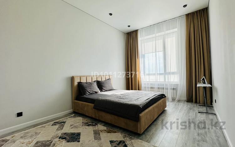 2-бөлмелі пәтер · 90 м² · 5/5 қабат, мкр. Алтын орда, Алтын орда 357, бағасы: 23 000 ₸ в Актобе — фото 2