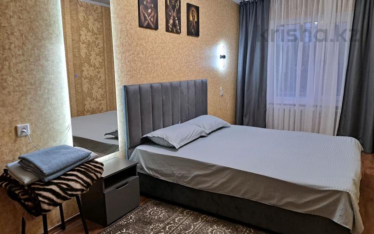 2-комнатная квартира · 54 м² · 2/5 этаж, Ауэзова 27 за 15 000 ₸ в Семее — фото 23