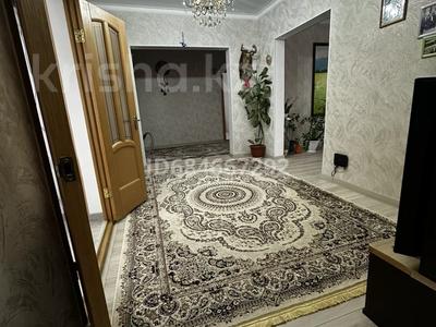 Жеке үй · 4 бөлме · 150 м² · 11 жүзд., Жибек жолы 746, бағасы: 40 млн ₸ в Актобе, жилой массив Заречный-3
