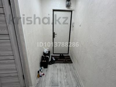 2-бөлмелі пәтер · 44 м² · 5/5 қабат, Самал ш/а. 46, бағасы: 13 млн ₸ в Таразе, мкр Самал