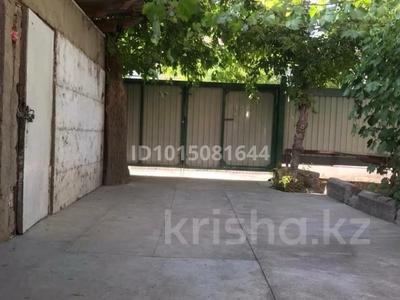 Отдельный дом · 3 комнаты · 100 м² · 4 сот., Улица Рабочий городок, 18а 18 — Химфарм завод, Областной детский реабилитационный центр, баня Химфарм с Легким Паром за 20 млн ₸ в Шымкенте, Аль-Фарабийский р-н