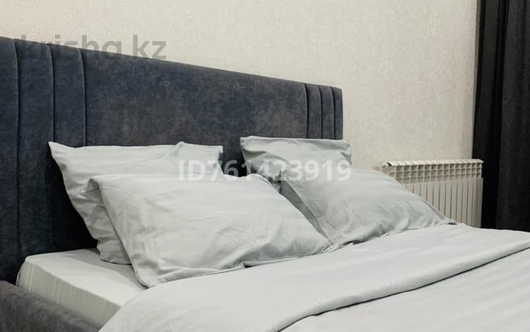 1-бөлмелі пәтер · 45 м², Дастенова 55, бағасы: 15 000 ₸ в Семее — фото 2