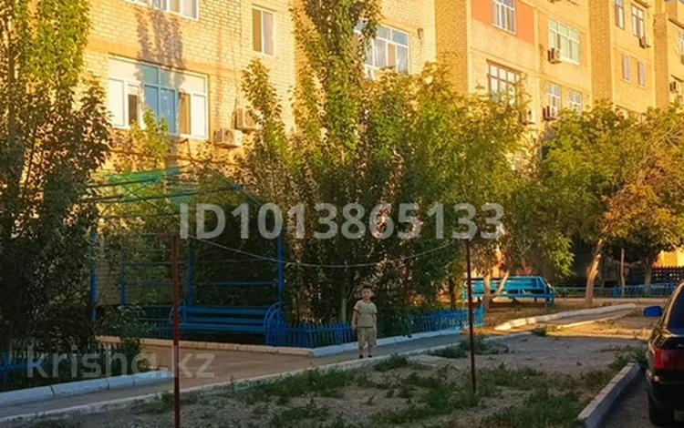3-бөлмелі пәтер · 63 м² · 3/5 қабат, мкр Шуғыла 11, бағасы: 17 млн ₸ в  — фото 2
