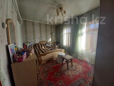 Отдельный дом • 4 комнаты • 100.1 м² • 9 сот., Жамбыла 124 за 25 млн 〒 в Семее