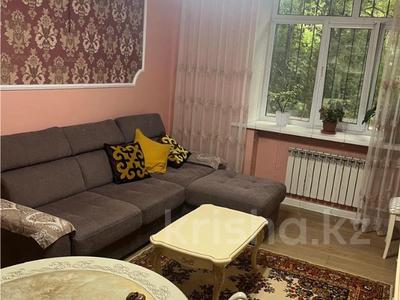 2-бөлмелі пәтер · 55 м² · 1/3 қабат, Жаңа қала ш/а., Жамбыла, бағасы: 30 млн ₸ в Караганде, Казыбек би р-н