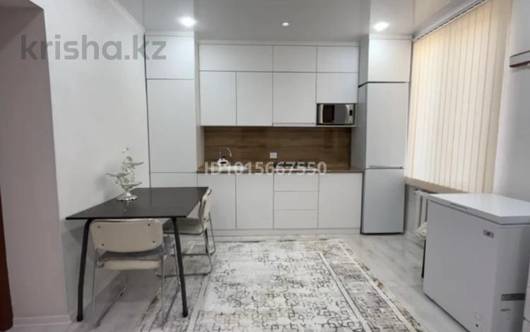1-бөлмелі пәтер · 50 м² · 4/4 қабат, Өркен 28, бағасы: 150 000 ₸ в Жанаозен — фото 5