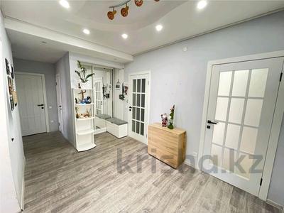 3-комнатная квартира · 110 м² · 5/5 этаж, Ленина за 25 млн 〒 в Сарани