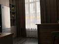 1-комнатная квартира · 42 м² · 7/12 этаж, Торекулова 95 за 380 000 ₸ в Алматы, Алмалинский р-н — фото 9