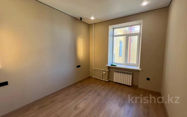 2-бөлмелі пәтер · 48.7 м² · 4/4 қабат, Жаңа қала ш/а., Назарбаева, бағасы: 28 млн ₸ в Караганде, Казыбек би р-н — фото 4