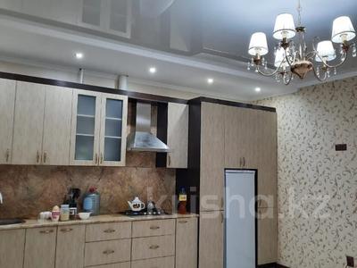 Продажа квартир в Актюбинской обл.: 2-комнатная квартира · 72 м² · 8/8 этаж, Санкибай батыра за 24.5 млн 〒 2-комнатная квартира · 72 м² · 8/8 этаж, Санкибай батыра за 24.5 млн 〒 в Актобе
