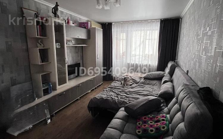 2-бөлмелі пәтер · 44 м² · 2/5 қабат, Каирбаева 98, бағасы: 16 млн ₸ в Павлодаре — фото 2