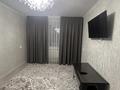 1-комнатная квартира, 38 м², 3/5 этаж посуточно, Самал 38 — NUR BANK за 10 000 〒 в Таразе
