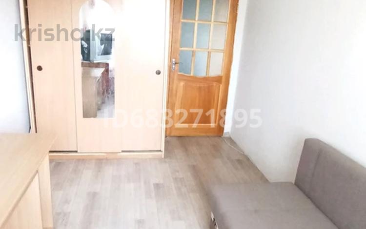 2-бөлмелі пәтер · 50 м² · 3/5 қабат, мкр Юго-Восток, Муканова 32 — Муканова Республика, бағасы: 180 000 ₸ в Караганде, Казыбек би р-н — фото 5