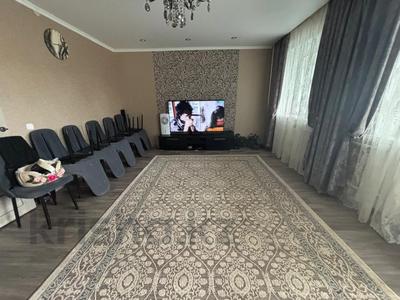 3-бөлмелі пәтер · 76.9 м² · 4/4 қабат, Космонавтов, бағасы: 25 млн ₸ в Рудном