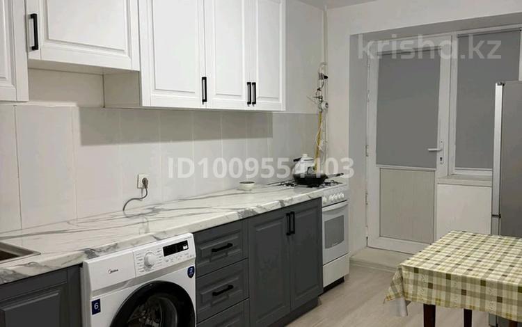 1-бөлмелі пәтер · 44 м² · 7/9 қабат, мкр Нурсая, Мкр.Нурсая 117, бағасы: 13.5 млн ₸ в Атырау — фото 2