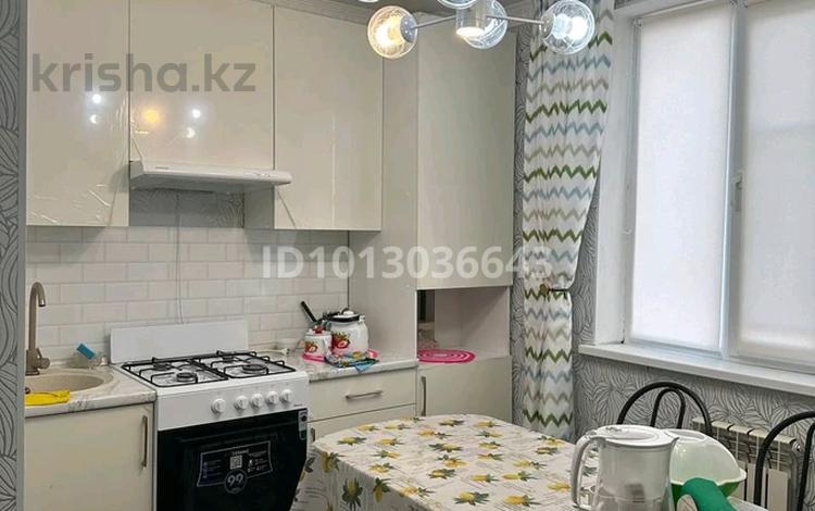 3-комнатная квартира · 82.5 м² · 4/5 этаж, мкр Нурсая, Елорда 85 за 220 000 ₸ в Атырау — фото 2