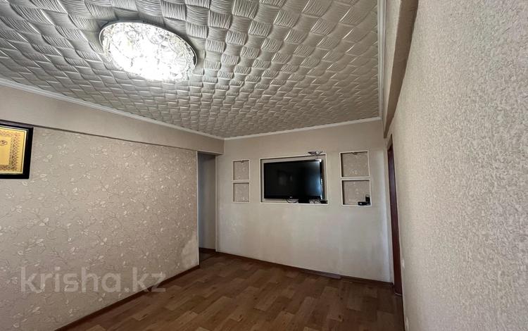 2-комнатная квартира · 40 м² · 5/5 этаж, Бирюзова 5 за 6.5 млн ₸ в Шахтинске — фото 2