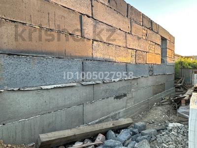 Отдельный дом · 4 комнаты · 170 м² · 6 сот., Мамажанова 29 — Магазин Қазына за 19 млн 〒 в Жезказгане