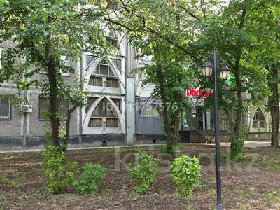 3-бөлмелі пәтер · 72 м² · 3/9 қабат, Толе Би 192 — Айманова, бағасы: 55 млн ₸ в Алматы, Алмалинский р-н