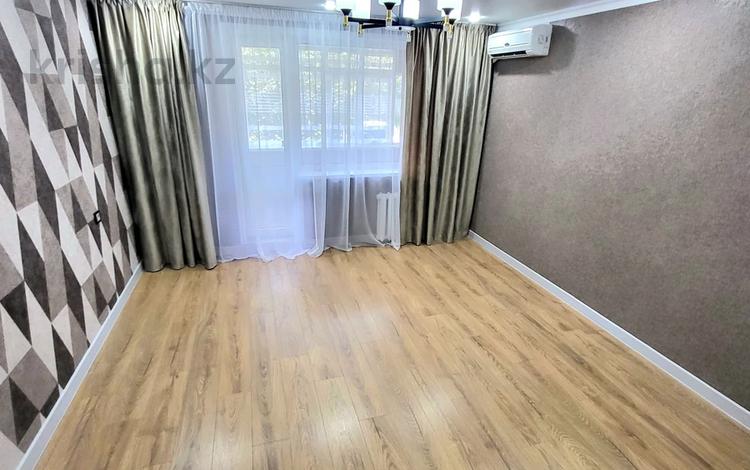 2-комнатная квартира · 51.4 м² · 1/5 этаж, ул. Мухита 77 — 7 школа за 18 млн ₸ в Уральске — фото 2